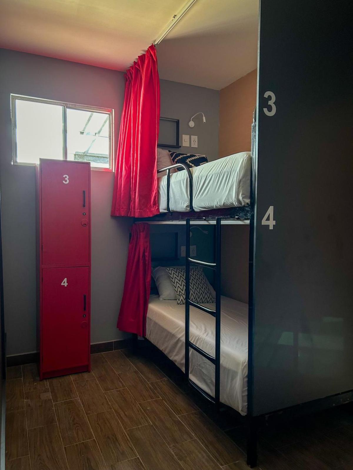 Spartacus Hostel Boutique For Men Puerto Vallarta Dış mekan fotoğraf