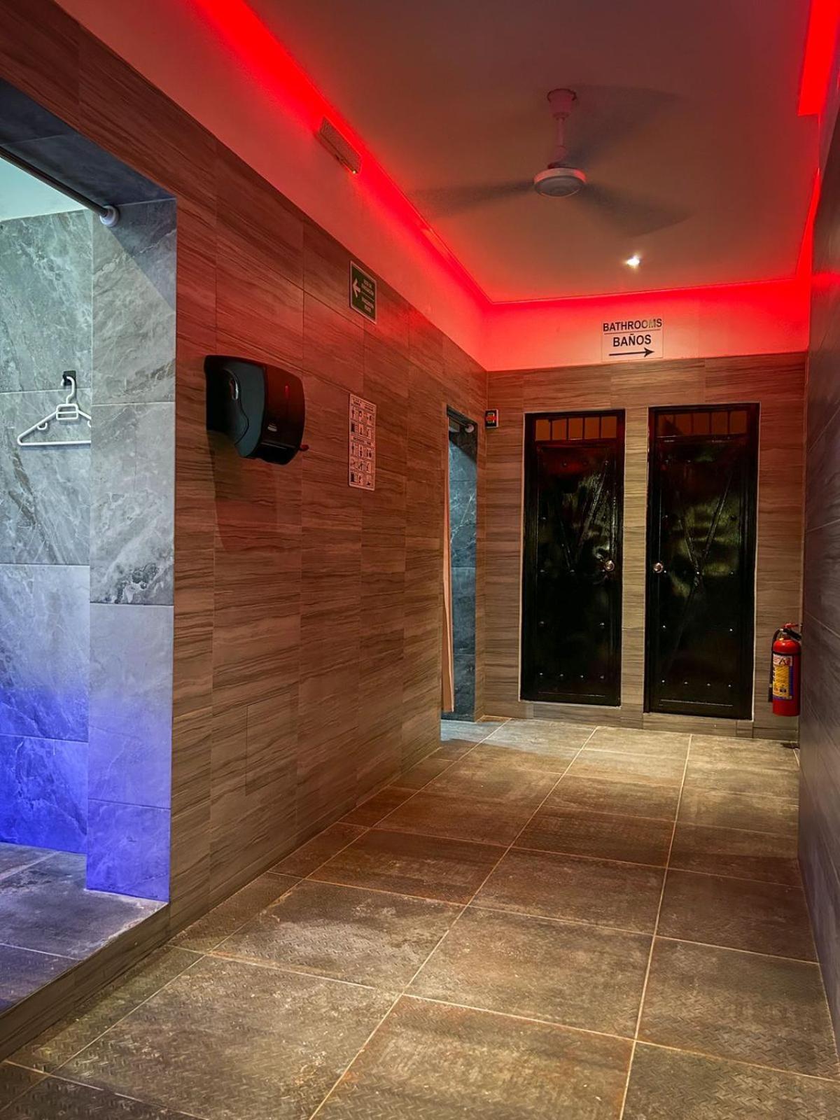 Spartacus Hostel Boutique For Men Puerto Vallarta Dış mekan fotoğraf